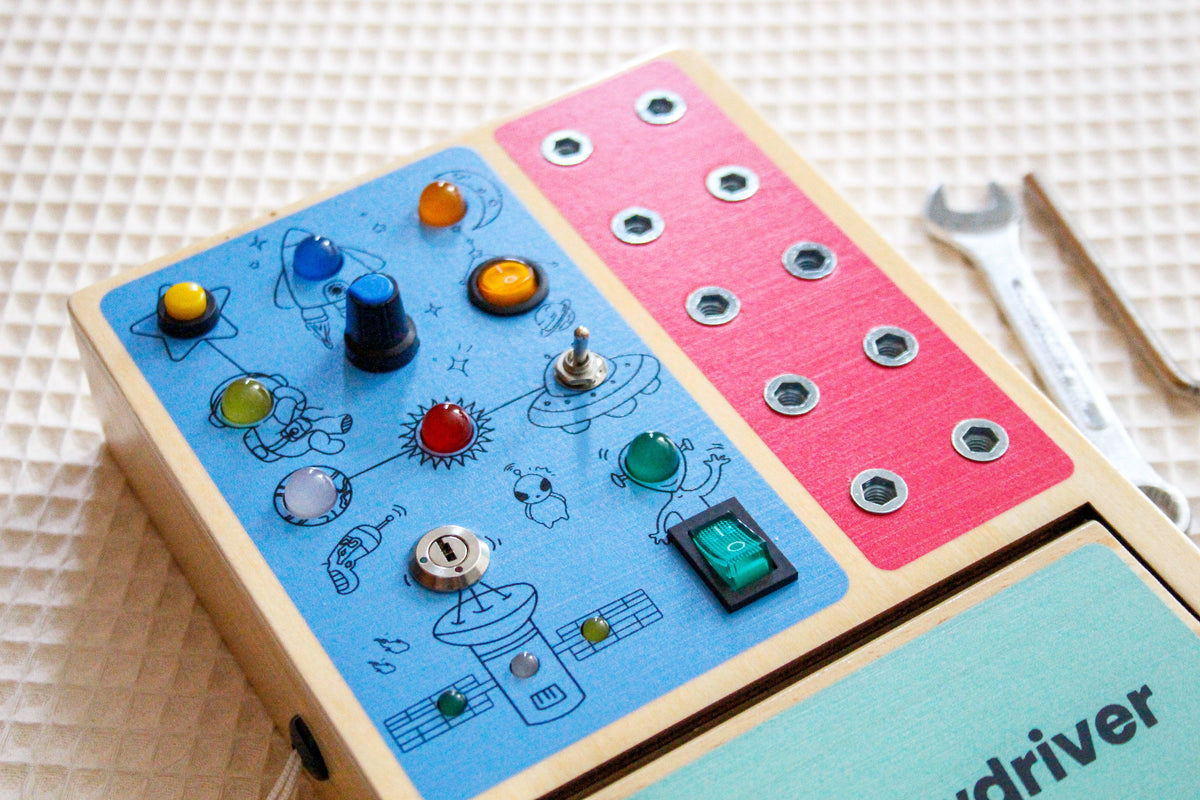 Table lumineuse LED Montessori : outil d'observation ou simple gadget ?