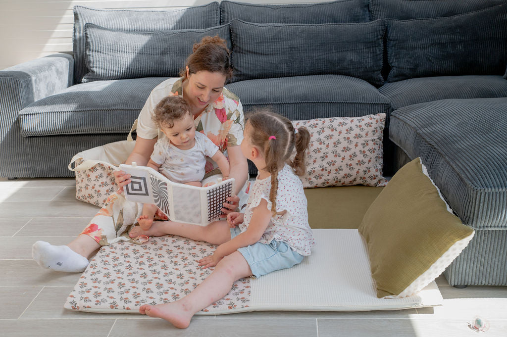 Coin lecture bébé : l'aménager dès 6 mois (pas plus tard)