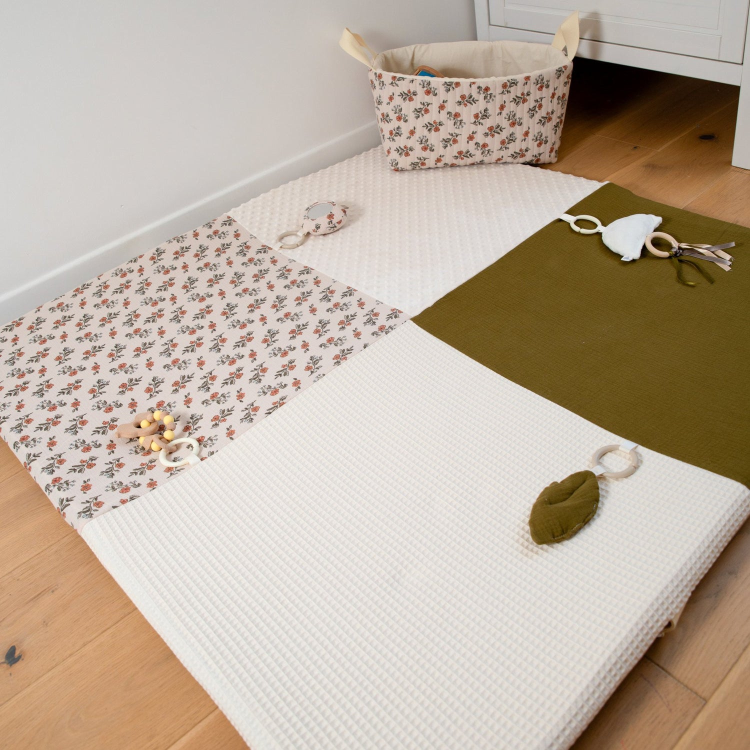 Tapis d'éveil bébé NOMAD Prairie | tapis de motricité bébé - Mervëi