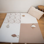 Quatre textures du tapis d’éveil sensoriel NOMAD Clairière