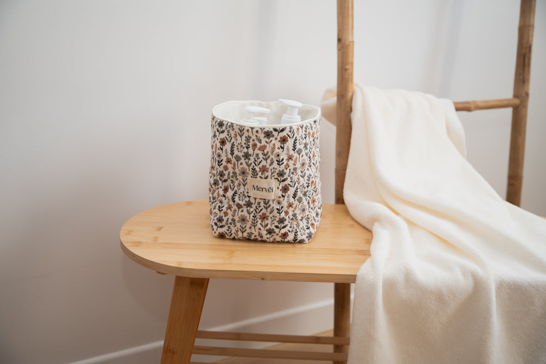 Panier de rangement bébé en tissu fleuri