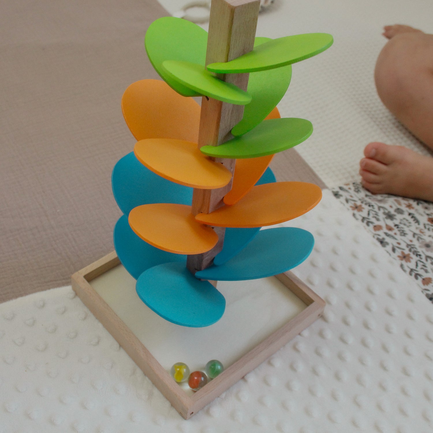 Arbre montessori - circuit sensoriel
