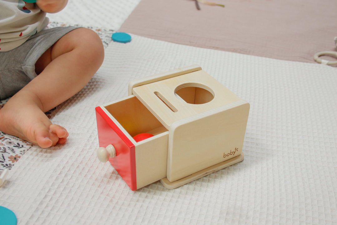 La boîte 2-en-1 Montessori