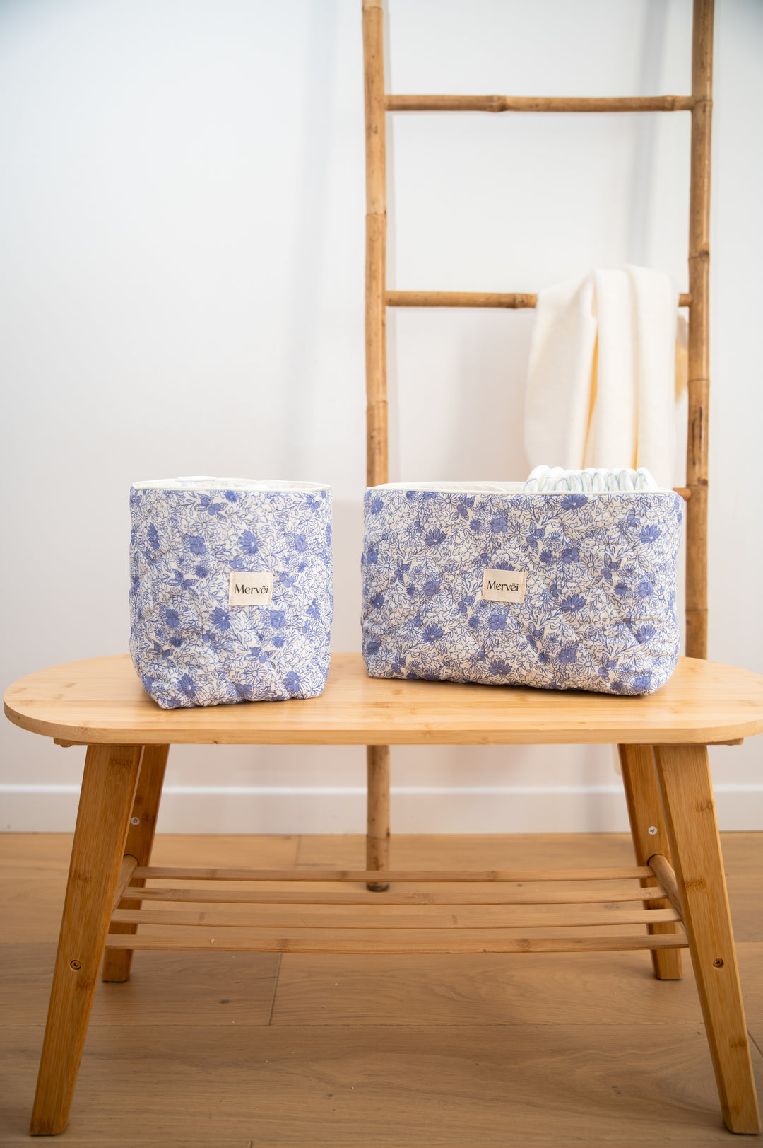 Panier de rangement bébé floral bleu